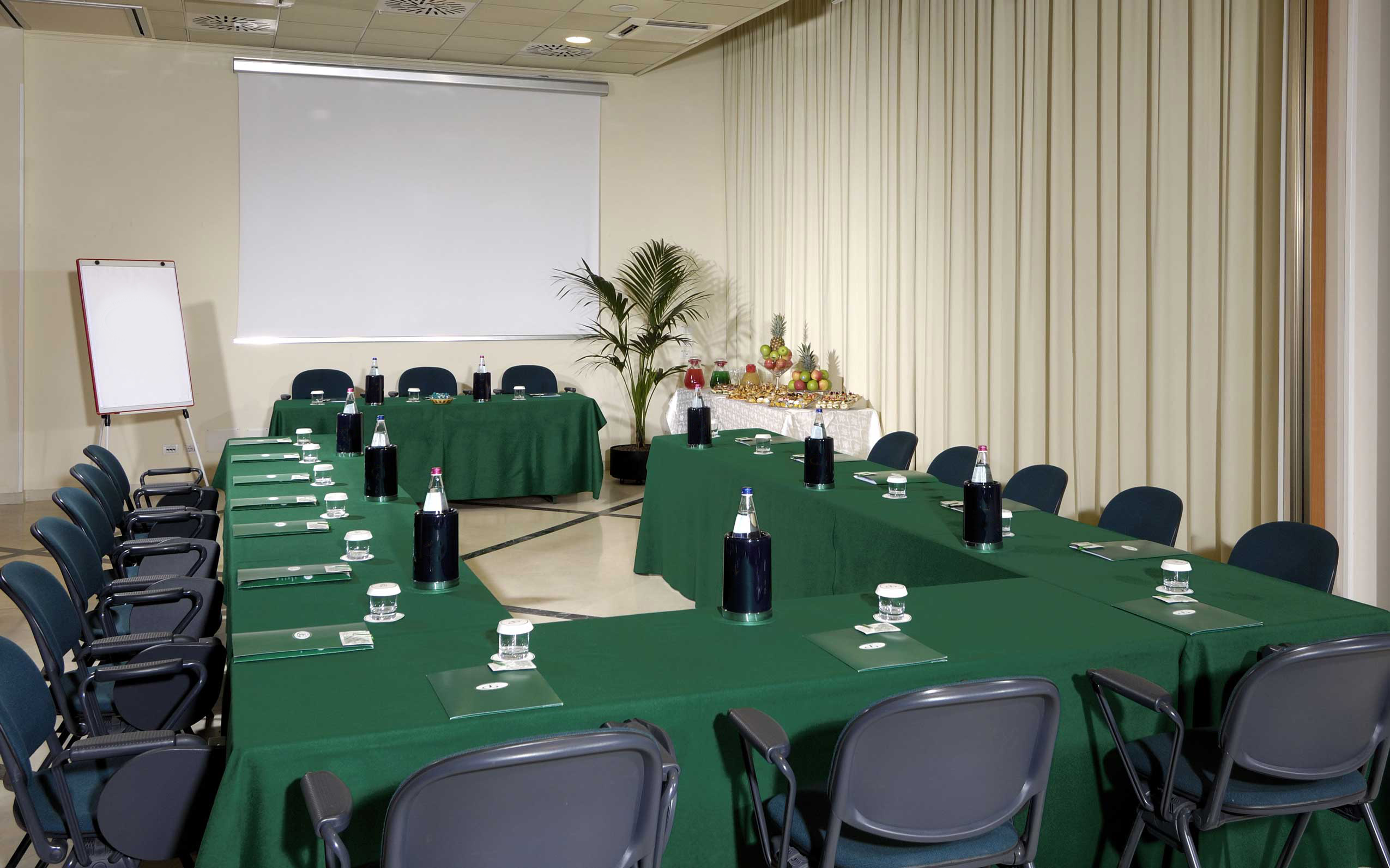 eg-sala-meeting-arianna-01.jpg